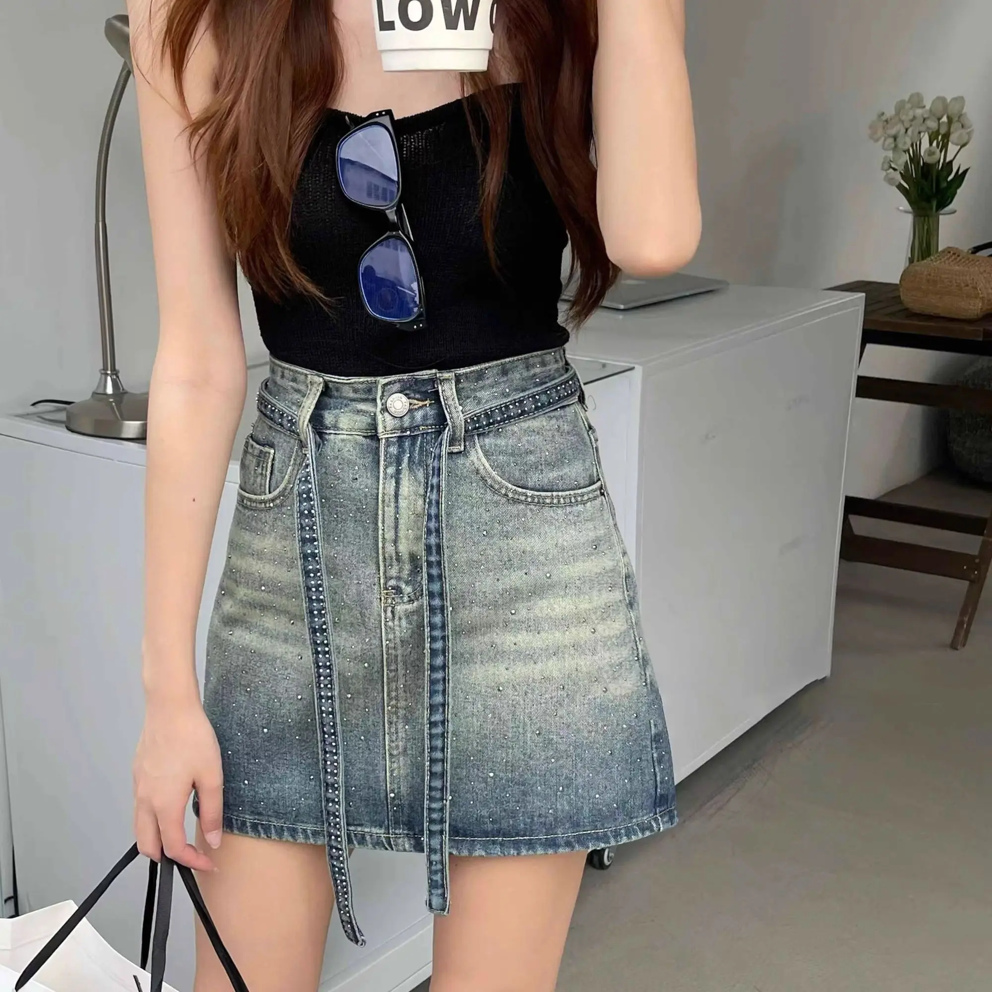 Summer Clothing Trends 2025 - Spódnice jeansowe damskie gradientowe z wysokim