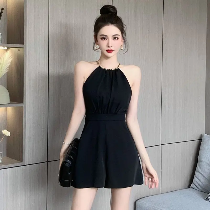 Damskie szorty w kolorze chłod – Summer Clothing Trends 2025 recenzja i cena